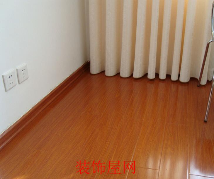 强化木地板价格表 强化复合地板图片