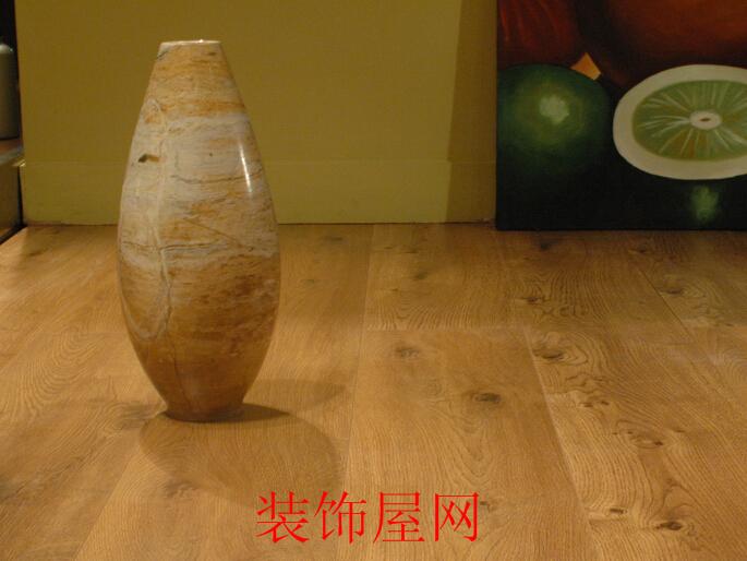 强化木地板价格表 强化复合地板图片