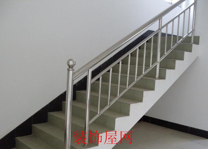 不锈钢楼梯踏步 楼梯踏步板