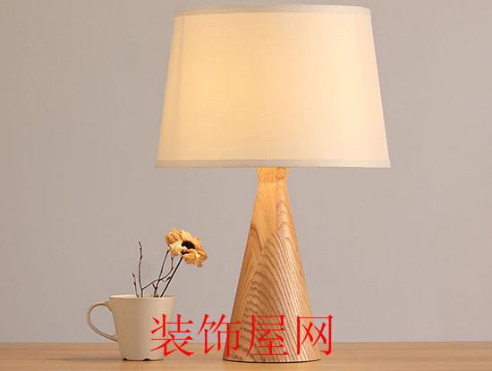 办公室台灯怎么样 办公室台灯好用吗