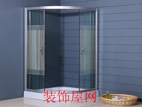 淋浴房最小尺寸是多少 淋浴房最小尺寸是多少