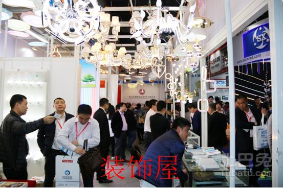 LED专业委员会首次组团亮相灯博会